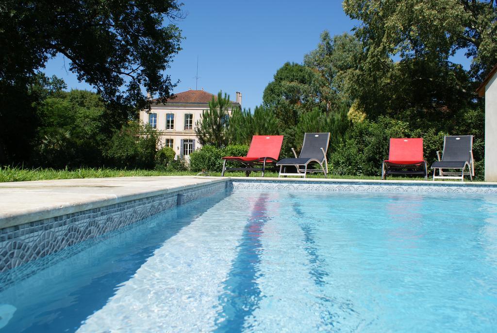 Bed and Breakfast Chateau De Grenier Saint-Leger  Екстер'єр фото