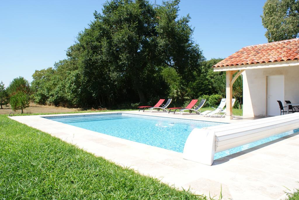 Bed and Breakfast Chateau De Grenier Saint-Leger  Екстер'єр фото