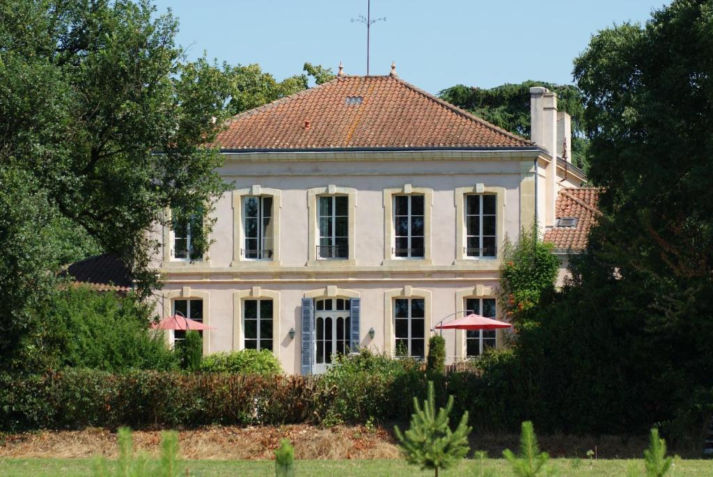 Bed and Breakfast Chateau De Grenier Saint-Leger  Екстер'єр фото