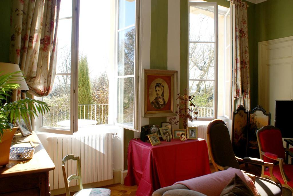 Bed and Breakfast Chateau De Grenier Saint-Leger  Екстер'єр фото