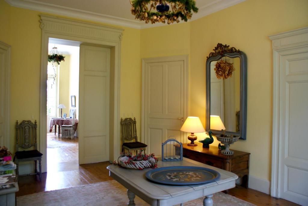 Bed and Breakfast Chateau De Grenier Saint-Leger  Екстер'єр фото